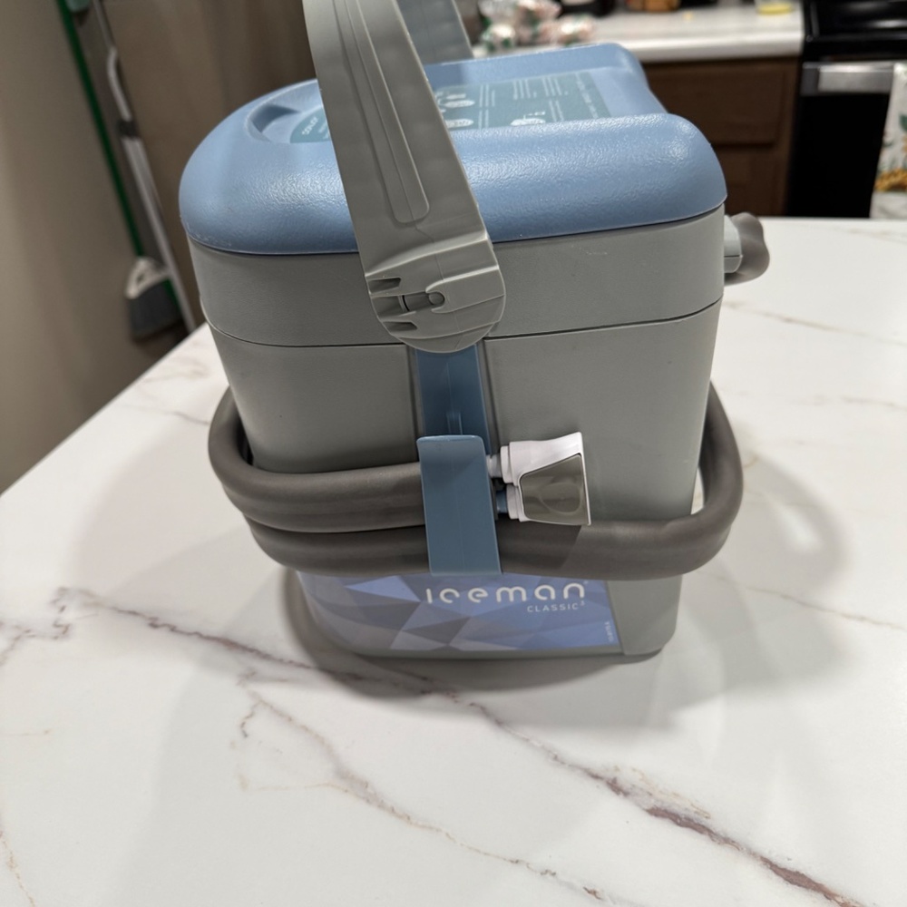 DonJoy IceMan Classic Cold Therapy Unit - Picture 11 of 13